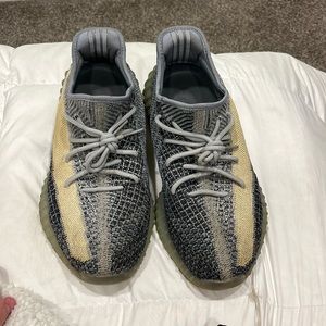 Yeezy 350 “Ash Blue”